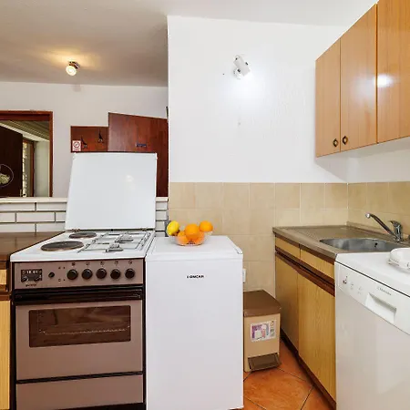 Hundefreundliches Nur 300 Meter Zum Sandstrand Mit Meerblick Apartment Crikvenica