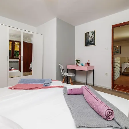 Hundefreundliches Nur 300 Meter Zum Sandstrand Mit Meerblick Appartement *